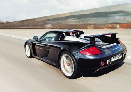 posche-CARRERA-GT